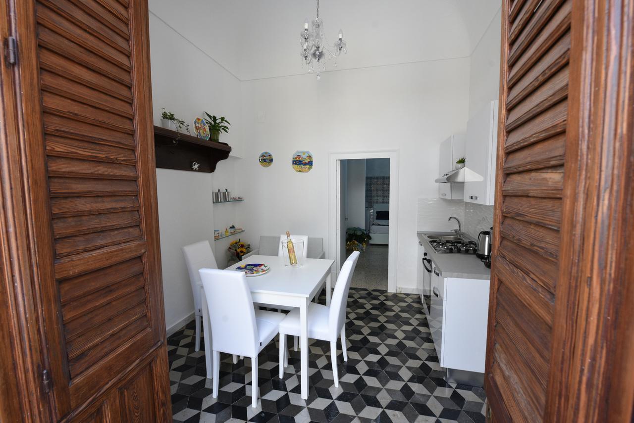 Palazzo Taormina Apartamento Castellammare del Golfo Exterior foto