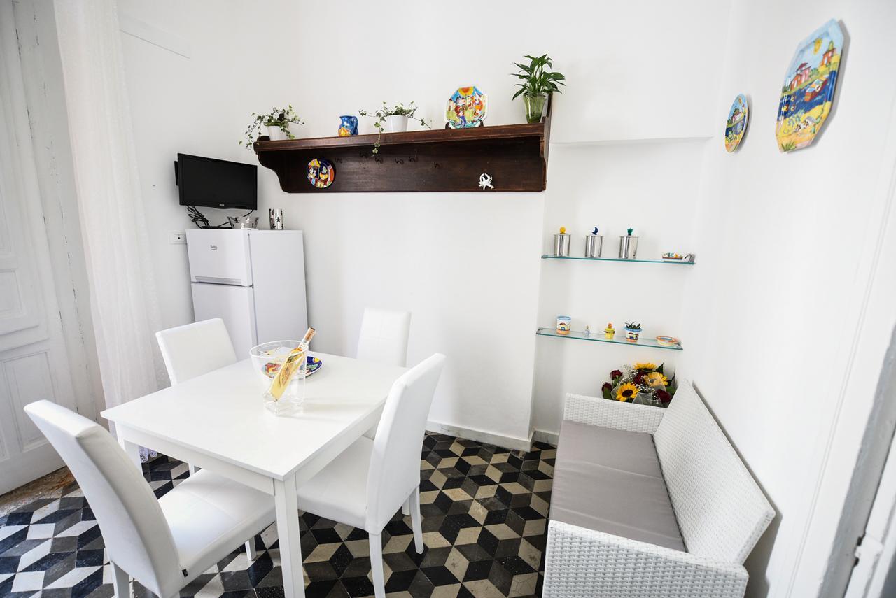 Palazzo Taormina Apartamento Castellammare del Golfo Exterior foto